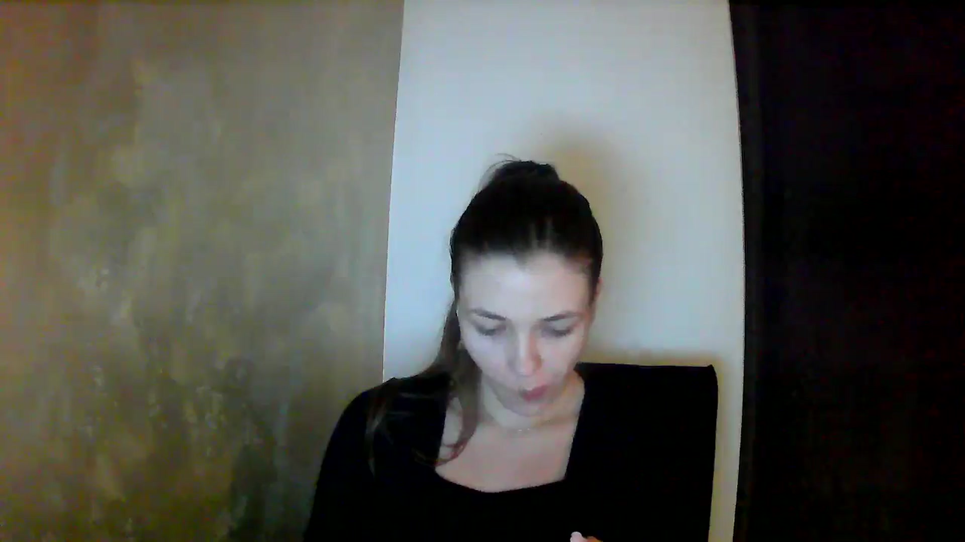 Gallery image thumbnail from GreenKittyy's myfreecams stream on, 10/27/2025, 24:37 image 7 of 20