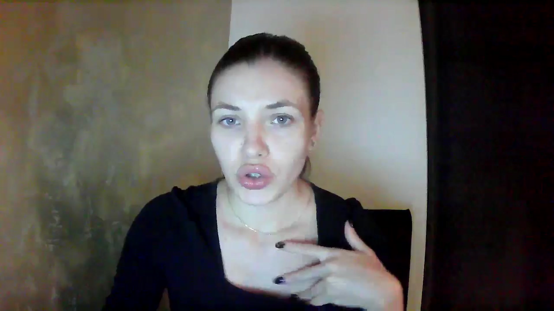 Gallery image thumbnail from GreenKittyy's myfreecams stream on, 10/27/2025, 24:37 image 13 of 20