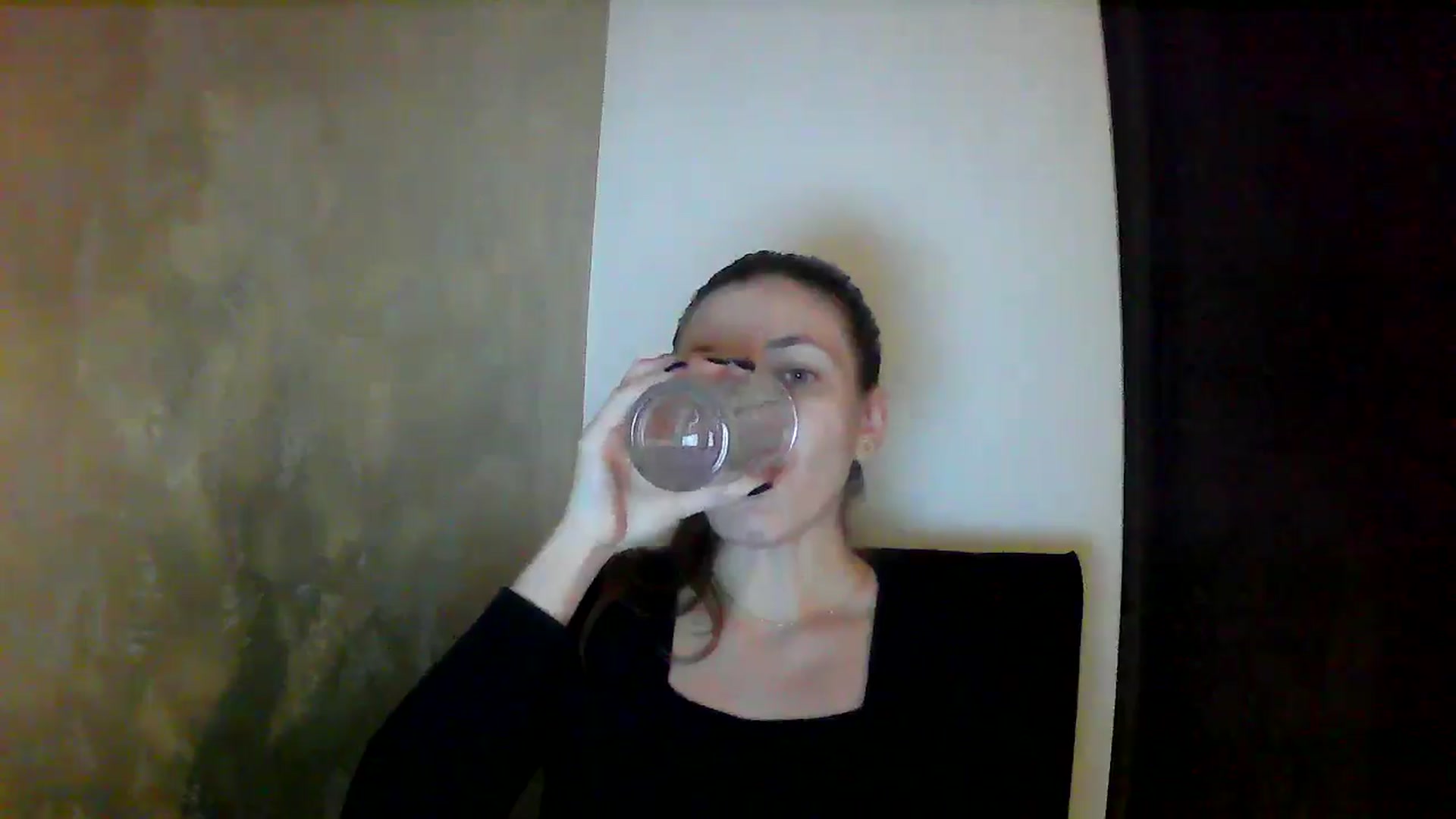 Gallery image thumbnail from GreenKittyy's myfreecams stream on, 10/27/2025, 24:37 image 9 of 20