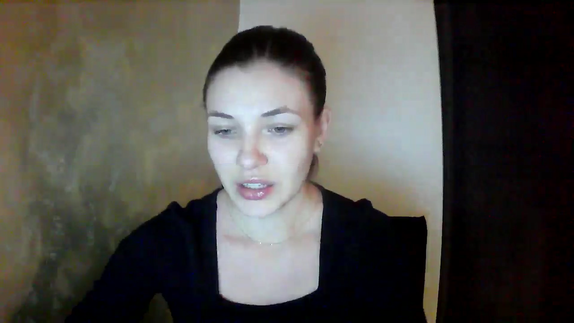 Gallery image thumbnail from GreenKittyy's myfreecams stream on, 10/27/2025, 24:37 image 12 of 20
