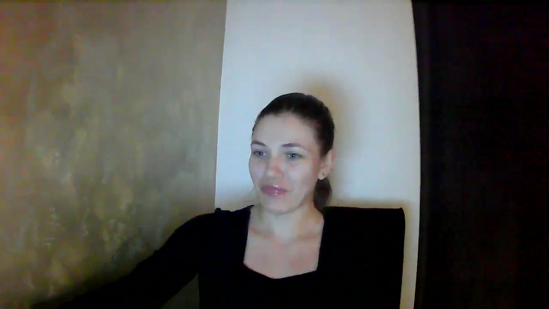 Gallery image thumbnail from GreenKittyy's myfreecams stream on, 10/27/2025, 24:37 image 15 of 20