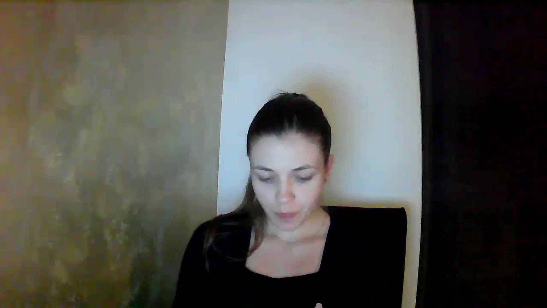 Gallery image thumbnail from GreenKittyy's myfreecams stream on, 10/27/2025, 24:37 image 6 of 20