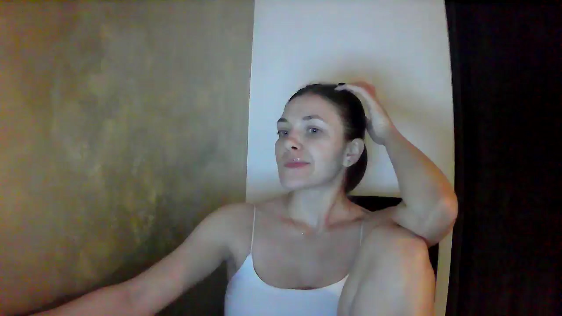 Gallery image thumbnail from GreenKittyy's myfreecams stream on, 11/04/2025, 02:00 image 1 of 20