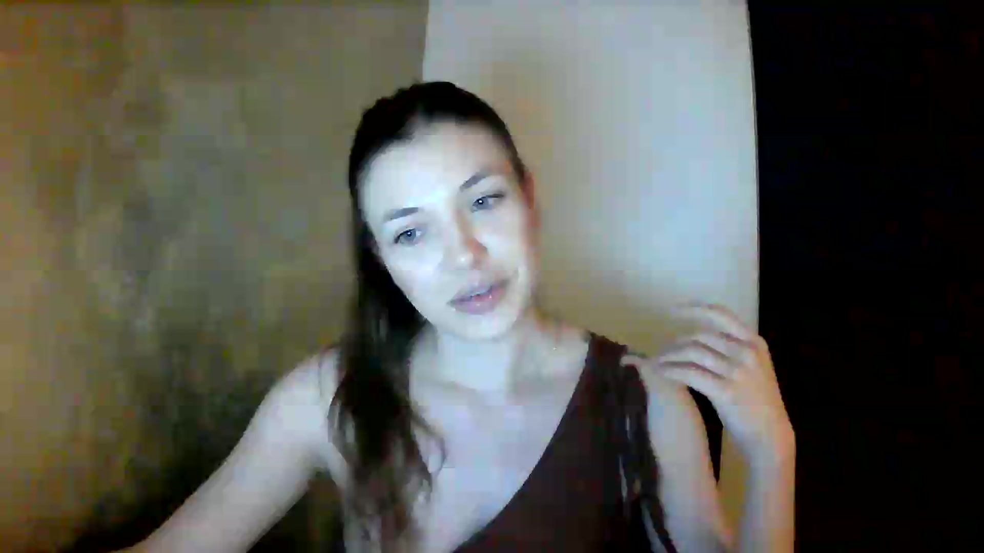 Gallery image thumbnail from GreenKittyy's myfreecams stream on, 06/09/2026, 02:32 image 9 of 20