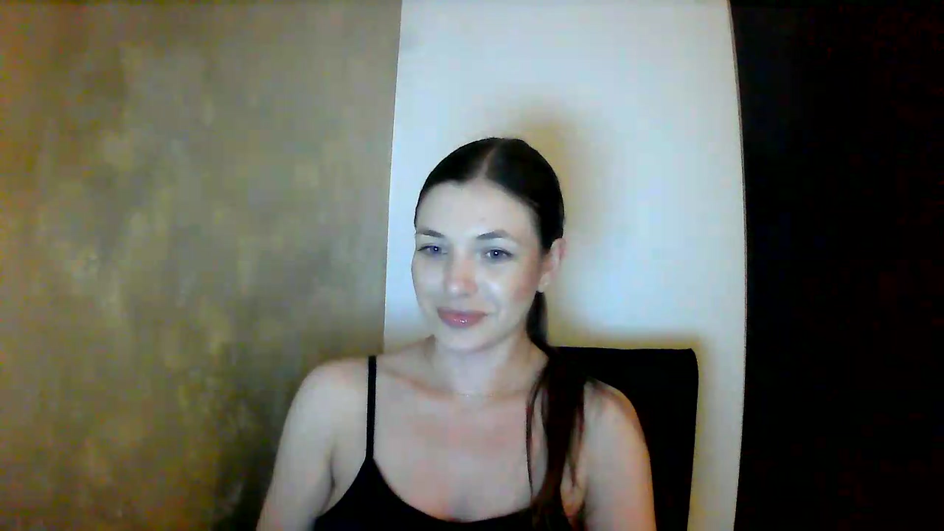 Gallery image thumbnail from GreenKittyy's myfreecams stream on, 06/12/2026, 02:59 image 11 of 20