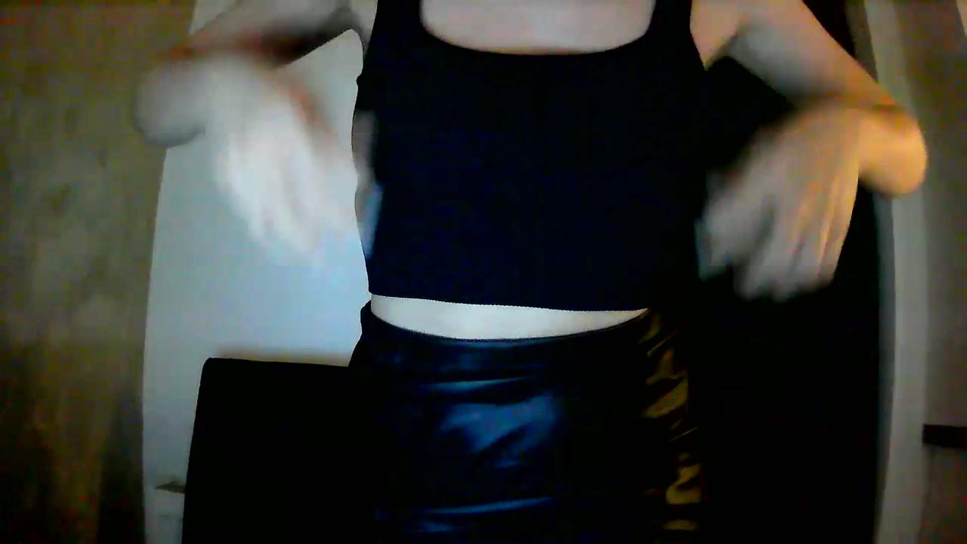 Gallery image thumbnail from GreenKittyy's myfreecams stream on, 06/15/2026, 02:07 image 12 of 20