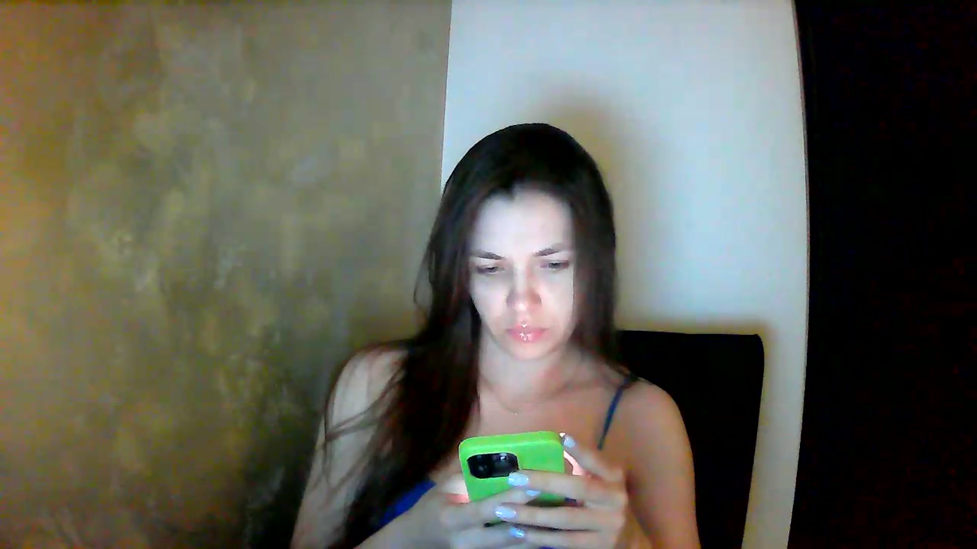 Gallery image thumbnail from GreenKittyy's myfreecams stream on, 06/16/2026, 02:32 image 15 of 20