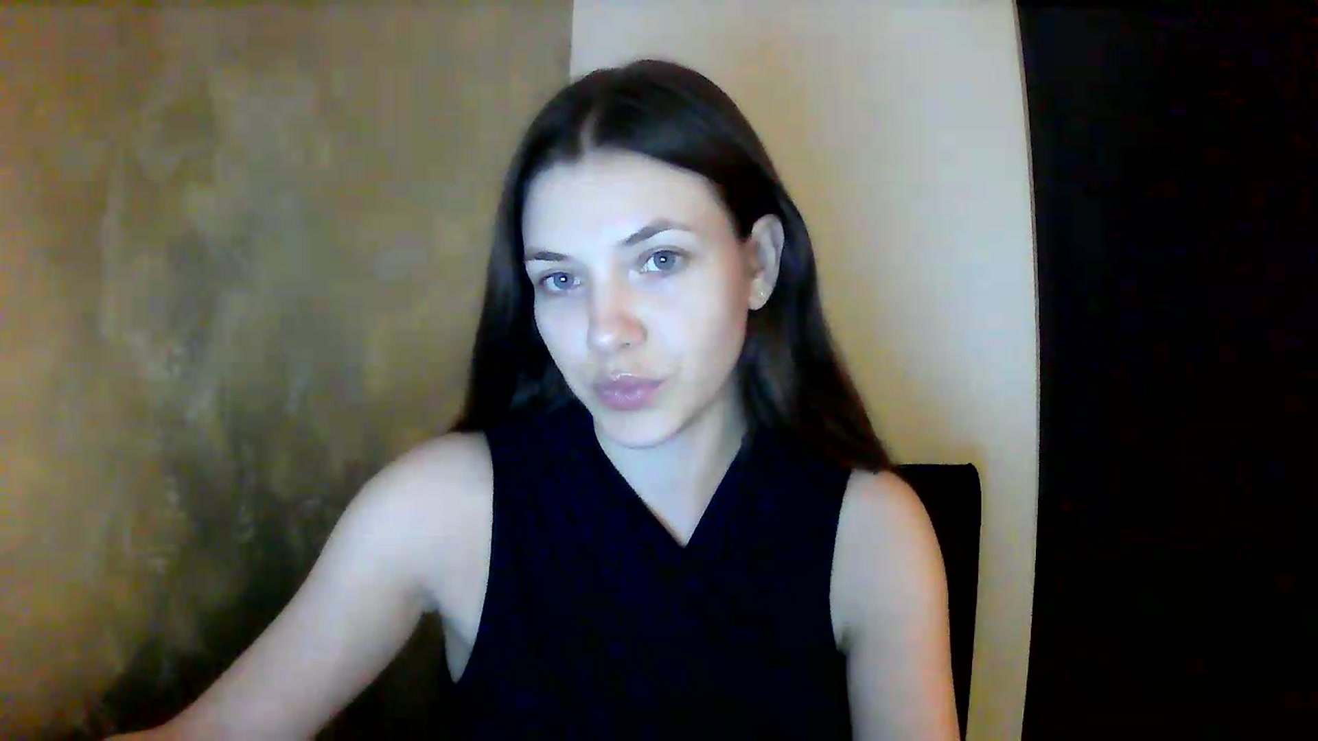 Gallery image thumbnail from GreenKittyy's myfreecams stream on, 06/22/2026, 02:02 image 5 of 20