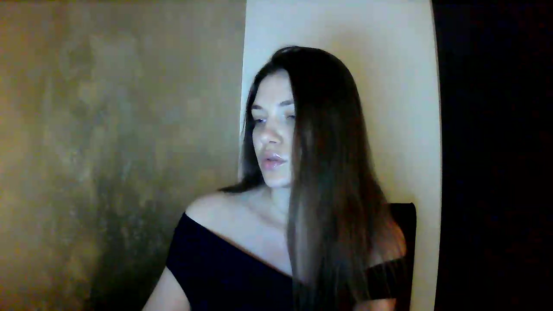 Gallery image thumbnail from GreenKittyy's myfreecams stream on, 06/22/2026, 02:02 image 15 of 20