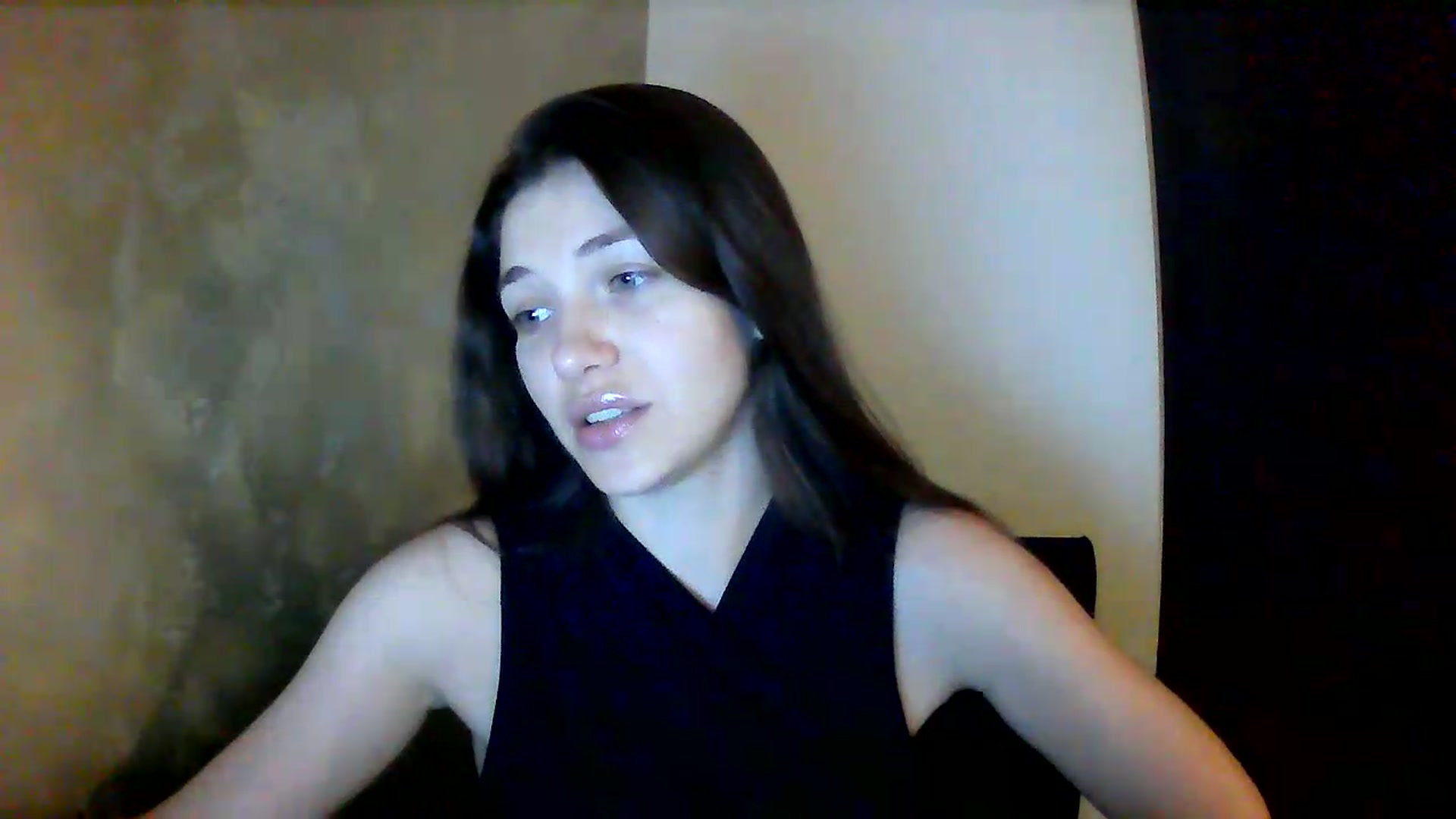 Gallery image thumbnail from GreenKittyy's myfreecams stream on, 06/22/2026, 02:02 image 12 of 20