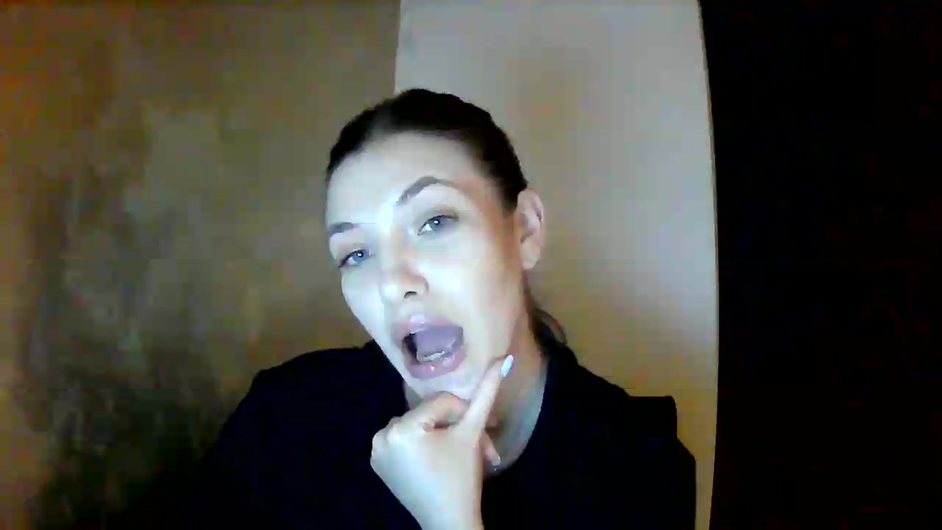 Gallery image thumbnail from GreenKittyy's myfreecams stream on, 06/23/2026, 24:01 image 17 of 20
