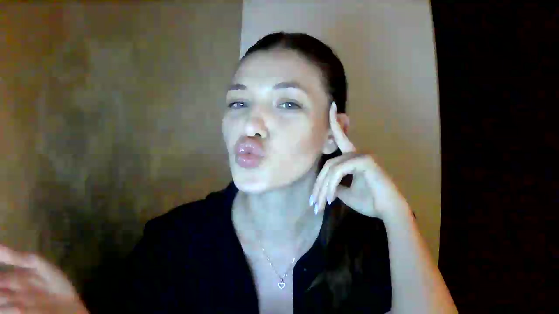 Gallery image thumbnail from GreenKittyy's myfreecams stream on, 06/23/2026, 24:01 image 20 of 20