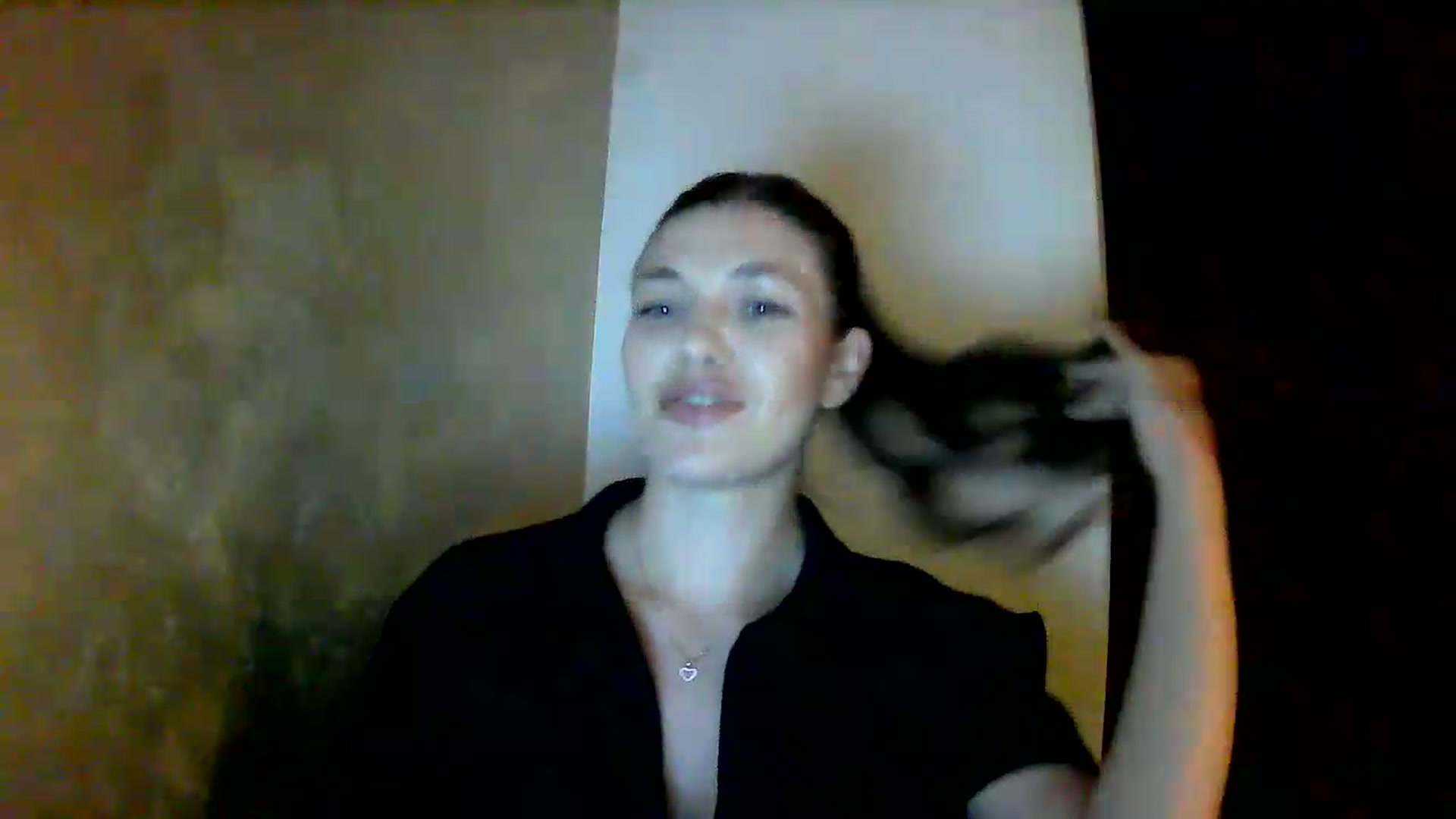 Gallery image thumbnail from GreenKittyy's myfreecams stream on, 06/23/2026, 24:01 image 16 of 20
