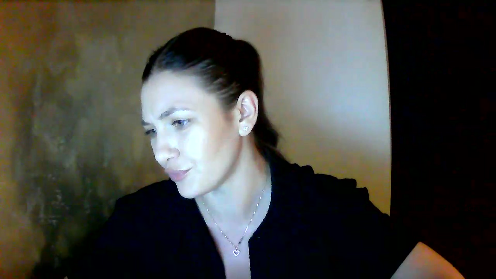 Gallery image thumbnail from GreenKittyy's myfreecams stream on, 06/23/2026, 24:01 image 18 of 20