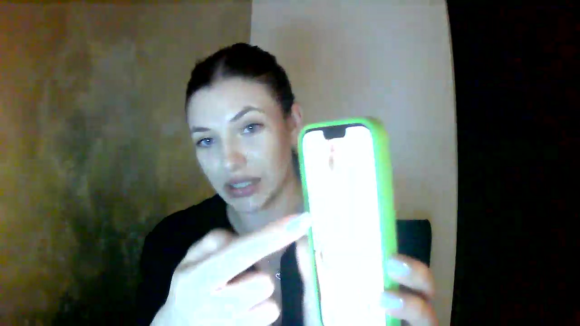Gallery image thumbnail from GreenKittyy's myfreecams stream on, 06/23/2026, 24:01 image 19 of 20