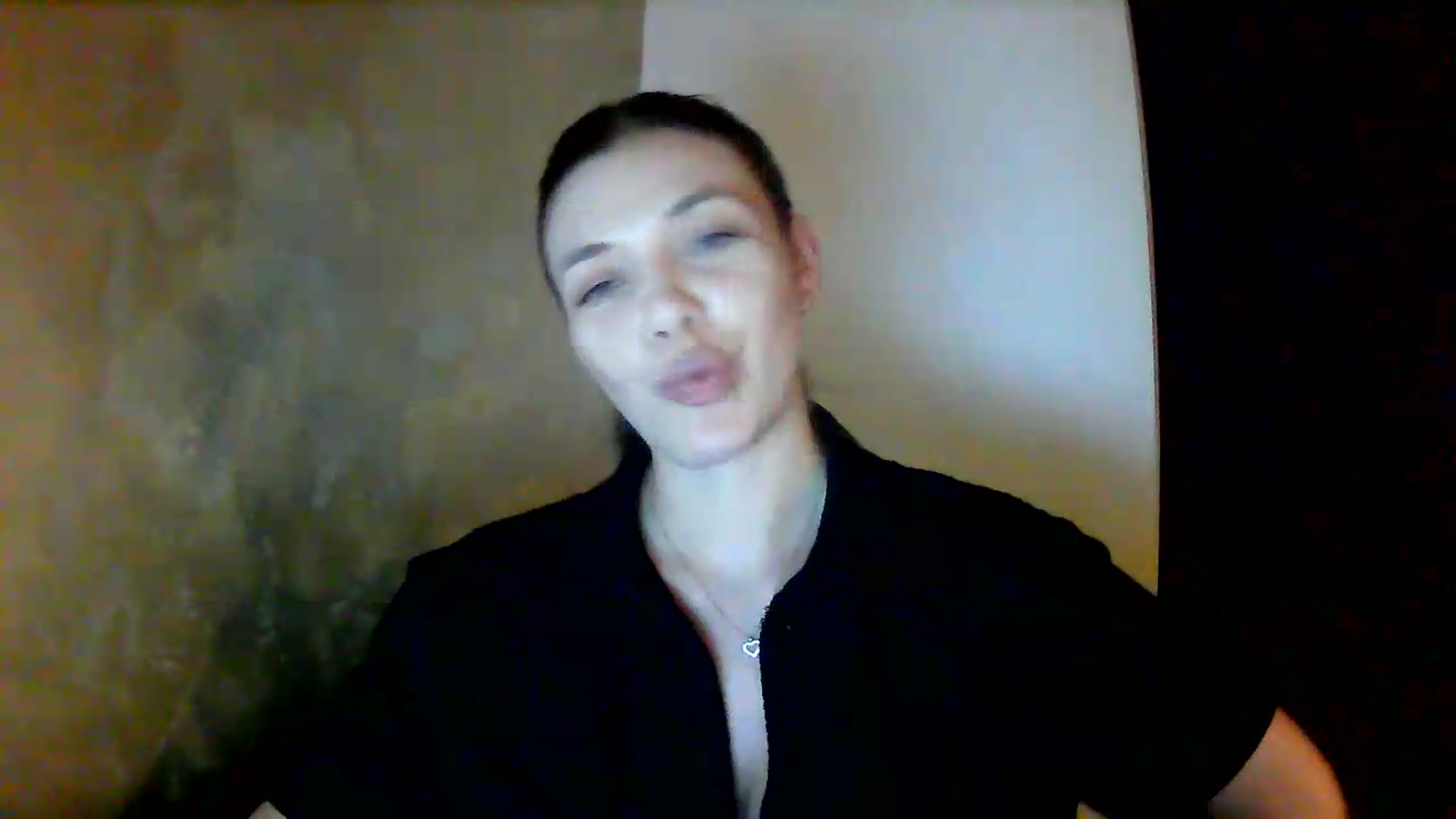 Gallery image thumbnail from GreenKittyy's myfreecams stream on, 06/23/2026, 24:22 image 6 of 20