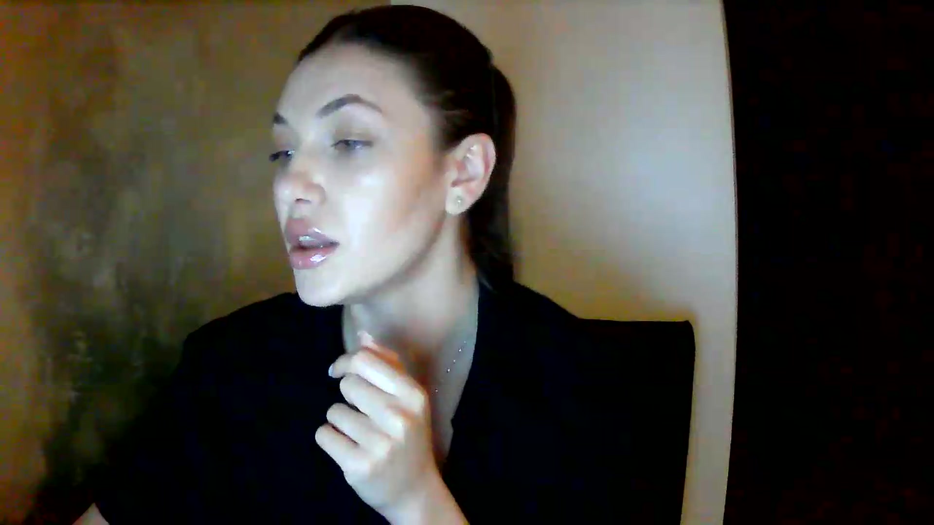 Gallery image thumbnail from GreenKittyy's myfreecams stream on, 06/23/2026, 24:22 image 11 of 20