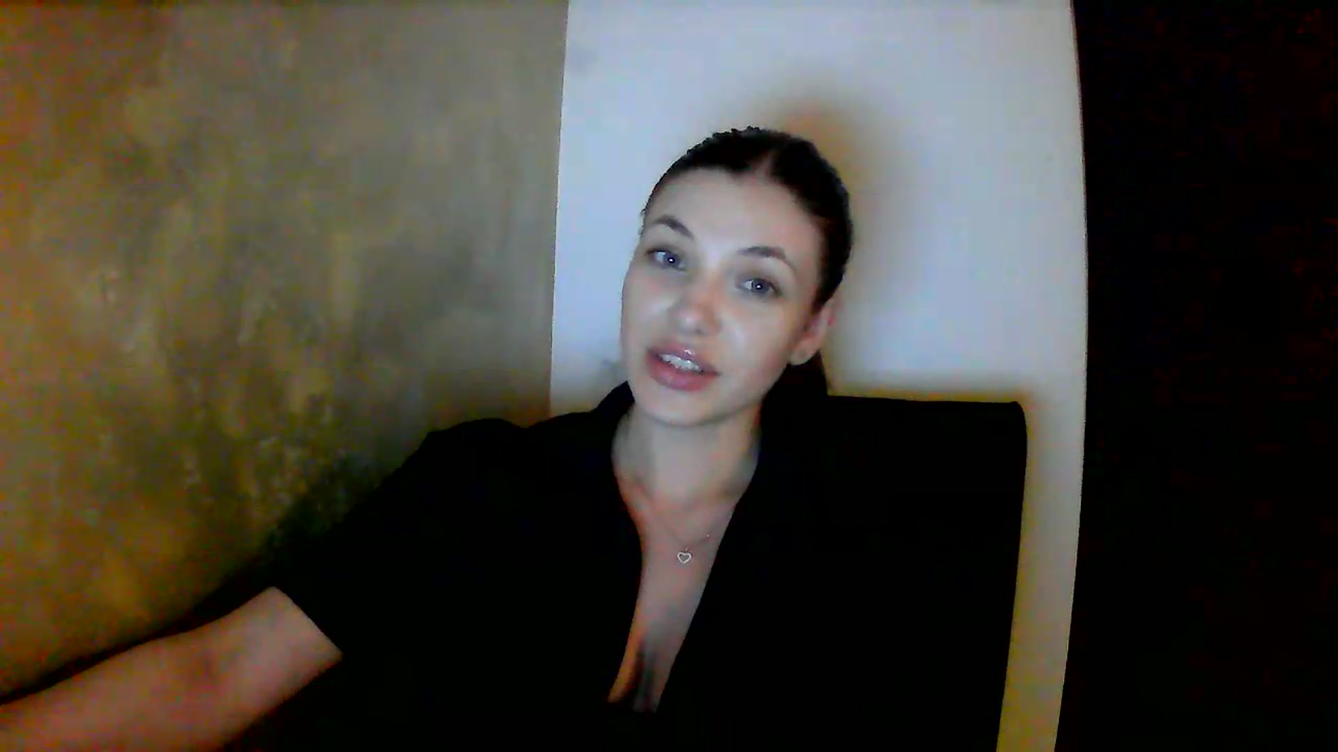 Gallery image thumbnail from GreenKittyy's myfreecams stream on, 06/23/2026, 01:25 image 3 of 20