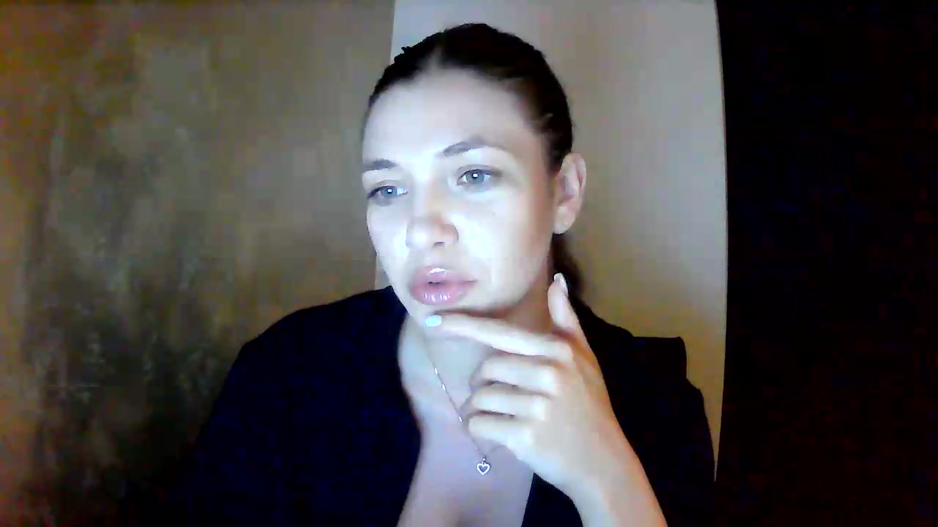 Gallery image thumbnail from GreenKittyy's myfreecams stream on, 06/23/2026, 01:25 image 5 of 20