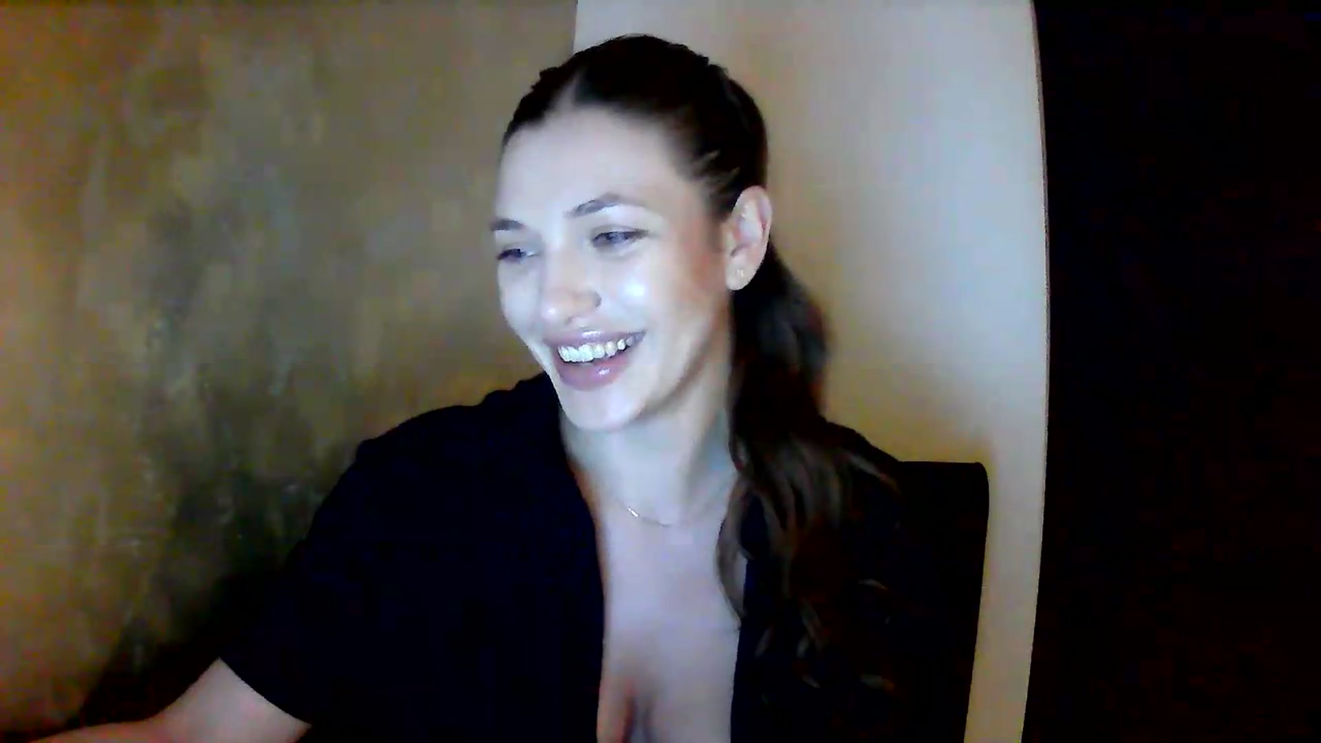 Gallery image thumbnail from GreenKittyy's myfreecams stream on, 06/23/2026, 01:25 image 19 of 20