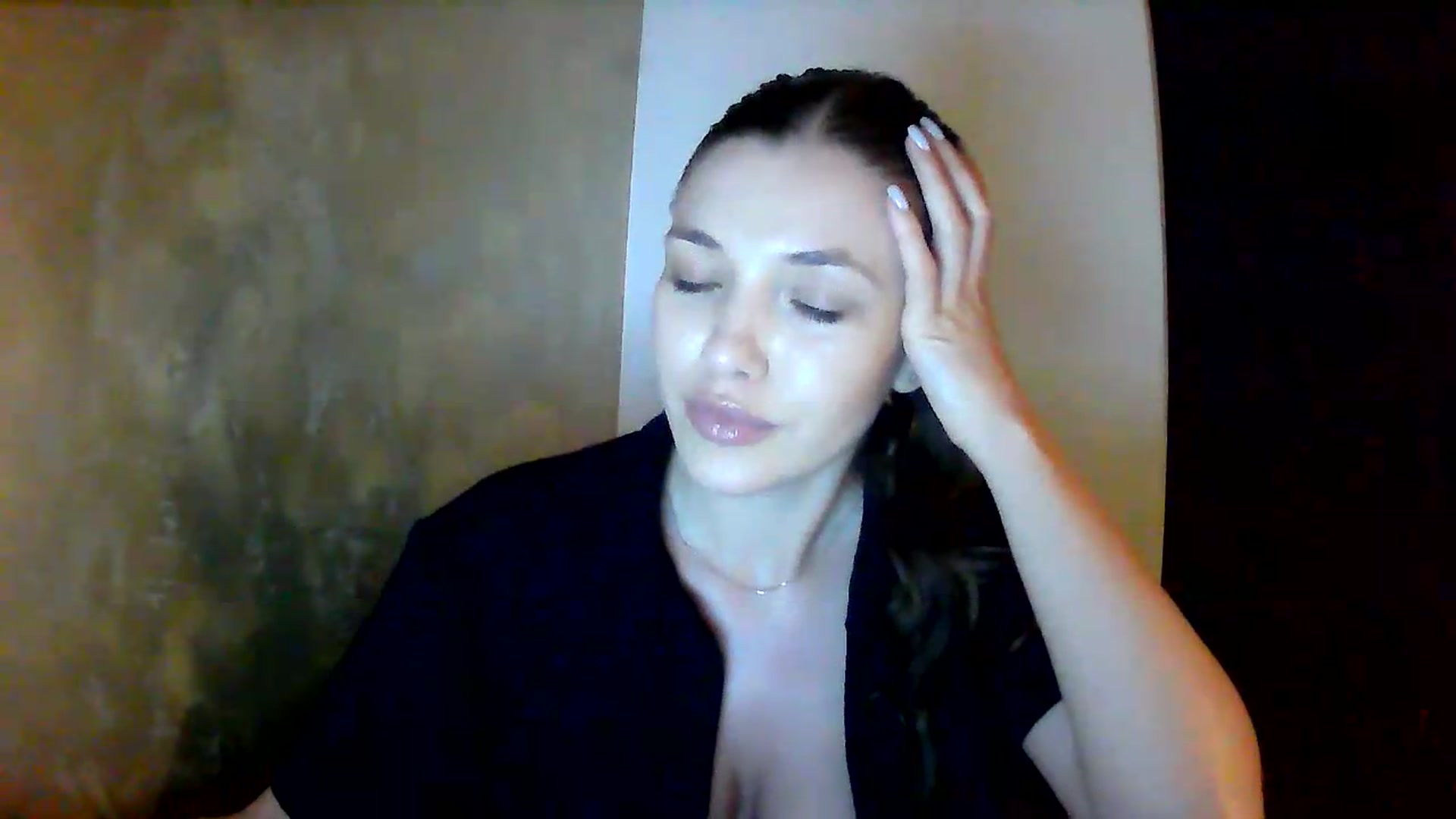 Gallery image thumbnail from GreenKittyy's myfreecams stream on, 06/23/2026, 01:25 image 14 of 20