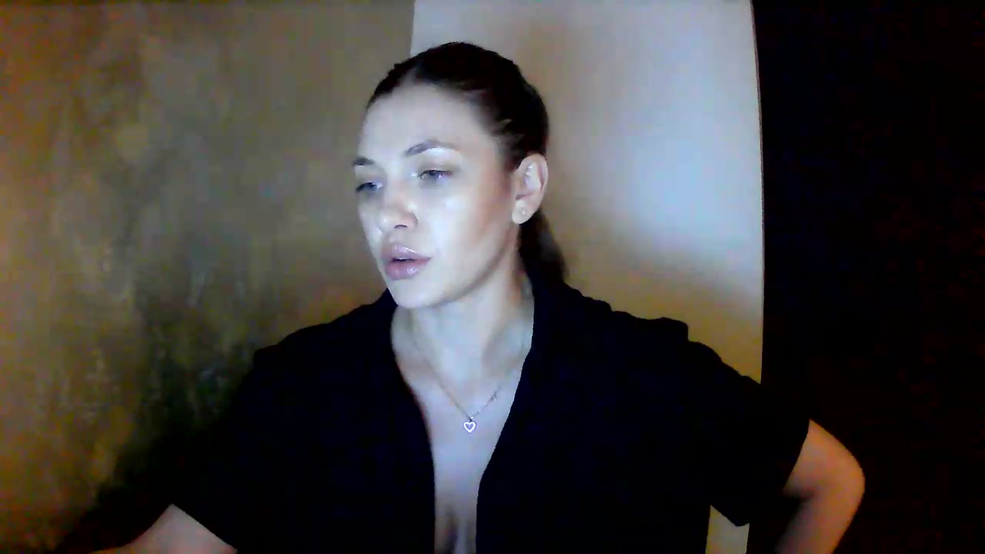 Gallery image thumbnail from GreenKittyy's myfreecams stream on, 06/23/2026, 01:25 image 8 of 20