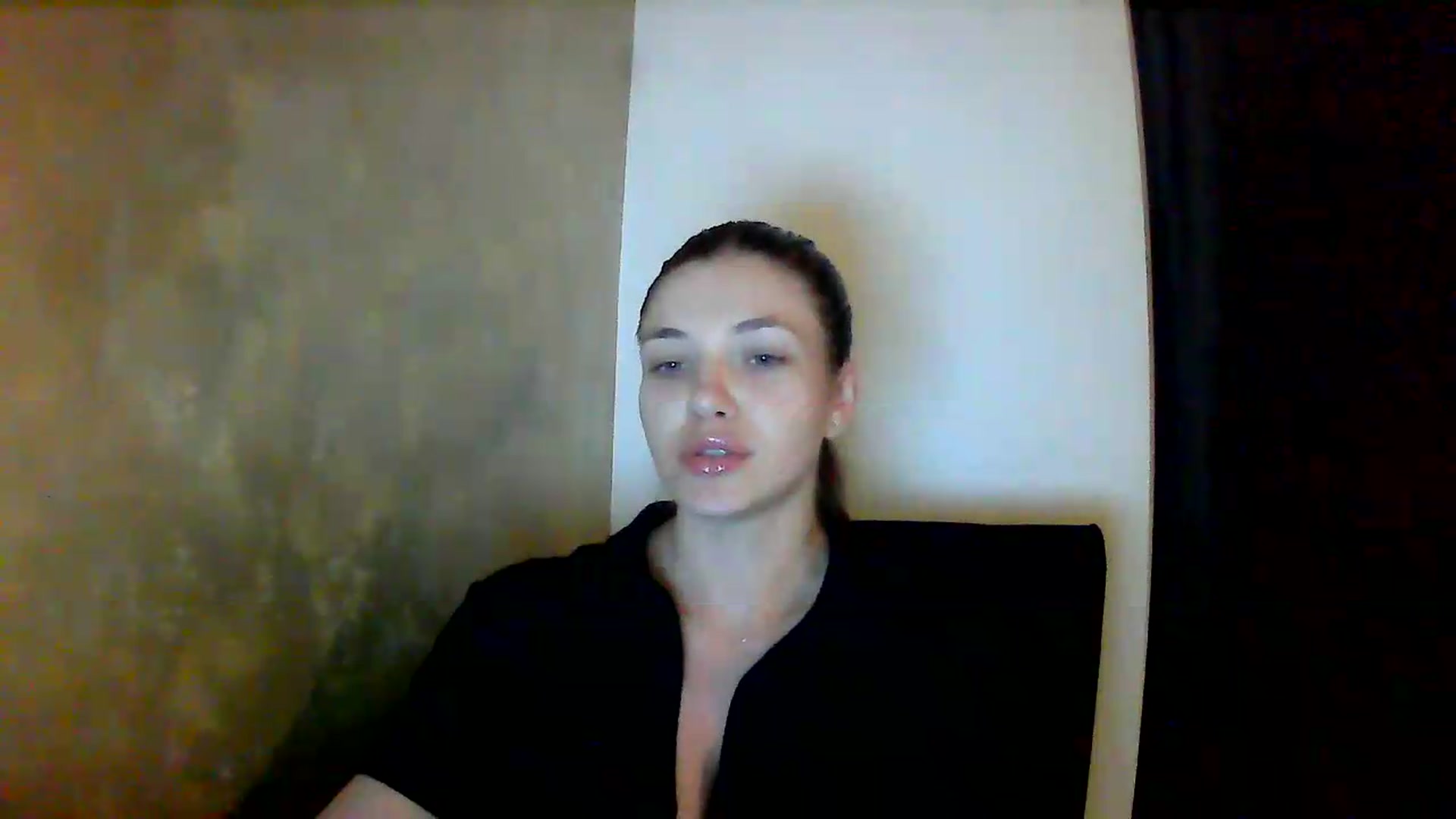 Gallery image thumbnail from GreenKittyy's myfreecams stream on, 06/24/2026, 02:07 image 7 of 20