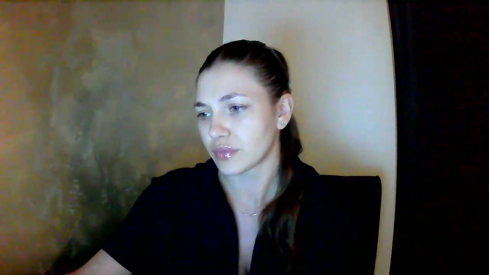 Gallery image thumbnail from GreenKittyy's myfreecams stream on, 06/24/2026, 02:07 image 4 of 20