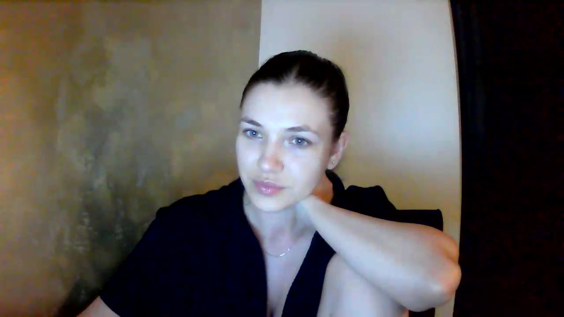 Gallery image thumbnail from GreenKittyy's myfreecams stream on, 06/24/2026, 02:07 image 19 of 20