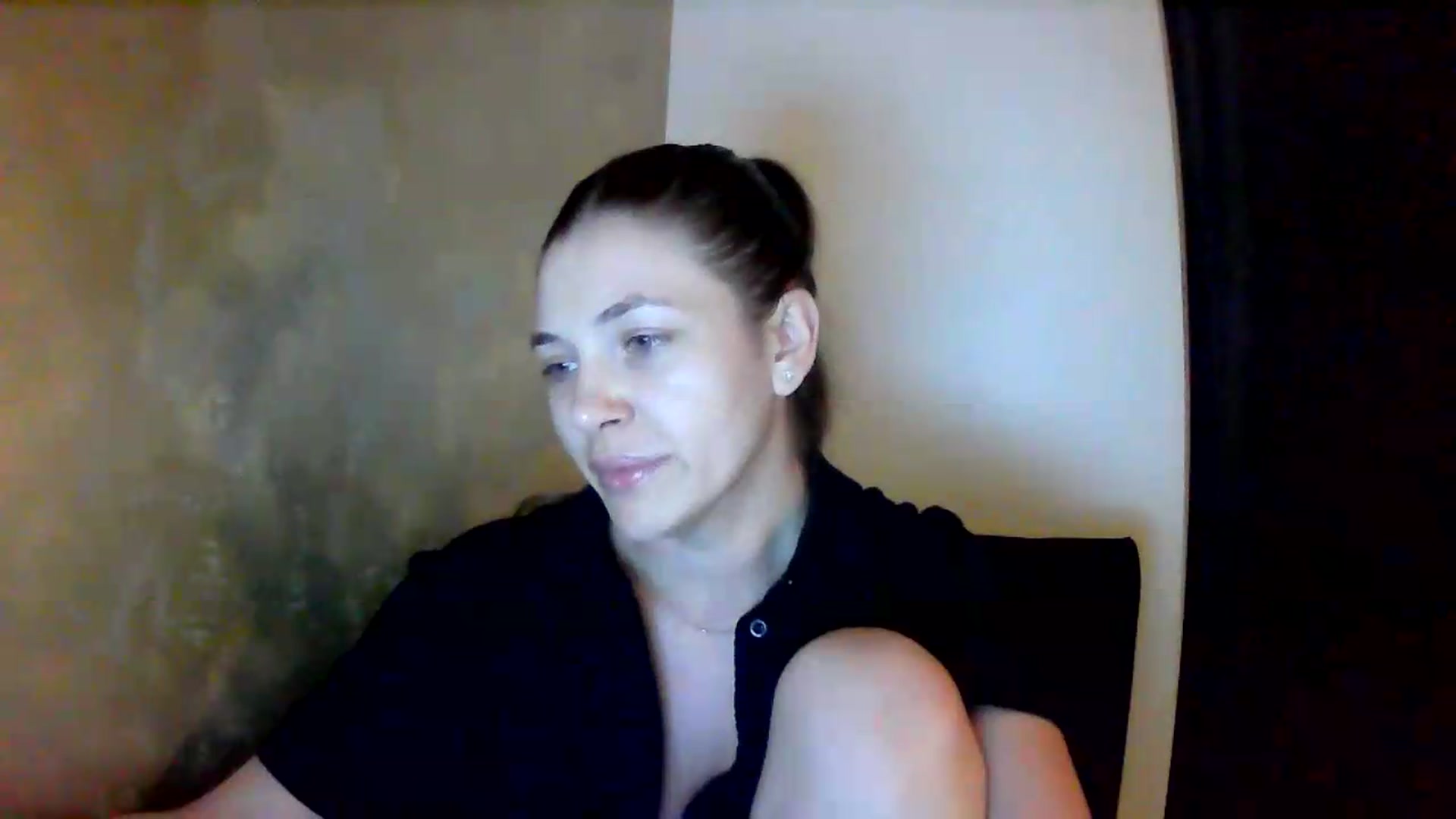 Gallery image thumbnail from GreenKittyy's myfreecams stream on, 06/24/2026, 03:04 image 4 of 20