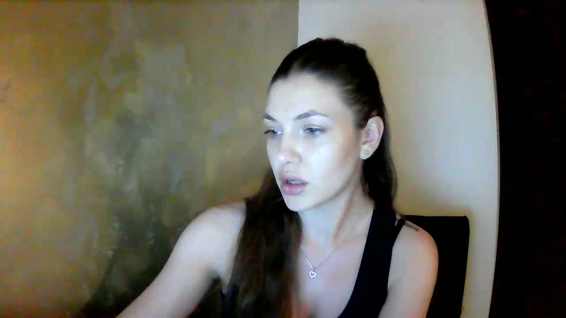 Gallery image thumbnail from GreenKittyy's myfreecams stream on, 06/29/2026, 02:31 image 11 of 20