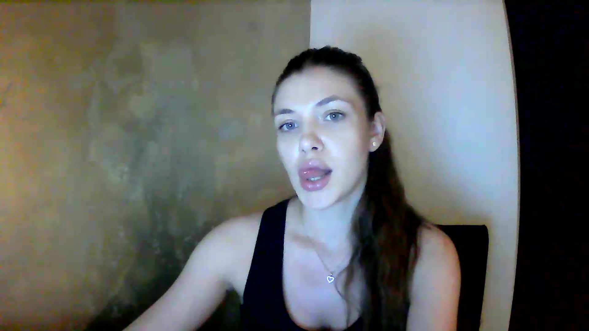 Gallery image thumbnail from GreenKittyy's myfreecams stream on, 06/29/2026, 02:31 image 13 of 20