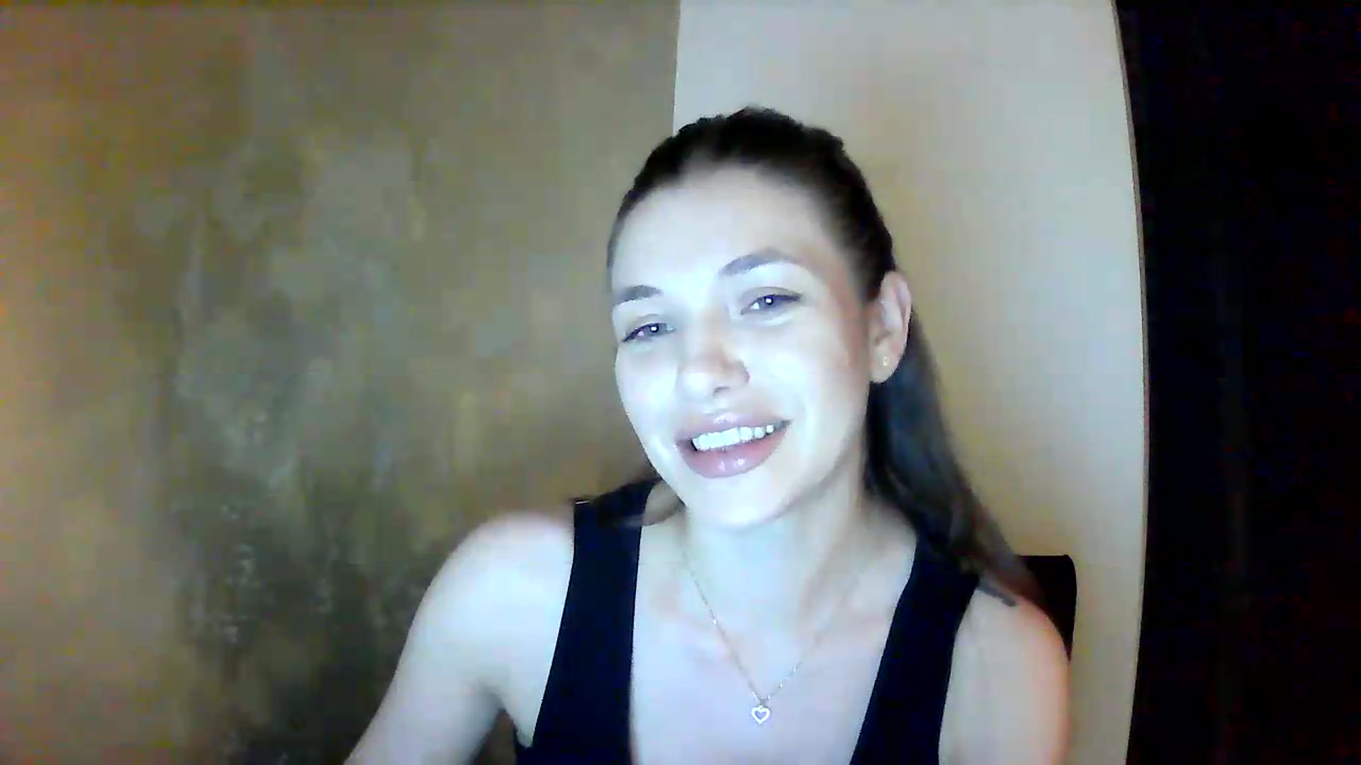 Gallery image thumbnail from GreenKittyy's myfreecams stream on, 06/29/2026, 02:31 image 8 of 20