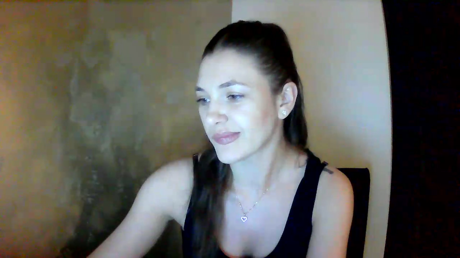 Gallery image thumbnail from GreenKittyy's myfreecams stream on, 06/29/2026, 02:31 image 3 of 20