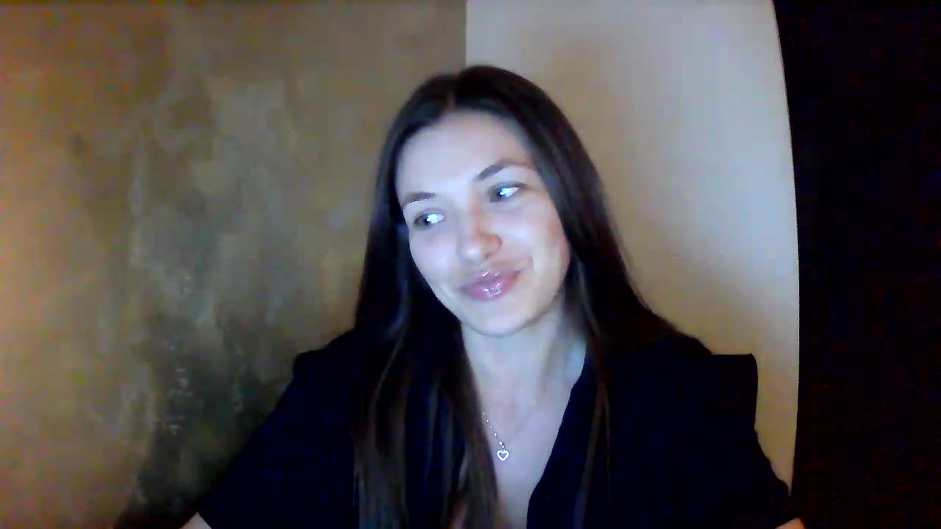 Gallery image thumbnail from GreenKittyy's myfreecams stream on, 07/09/2026, 24:48 image 9 of 20