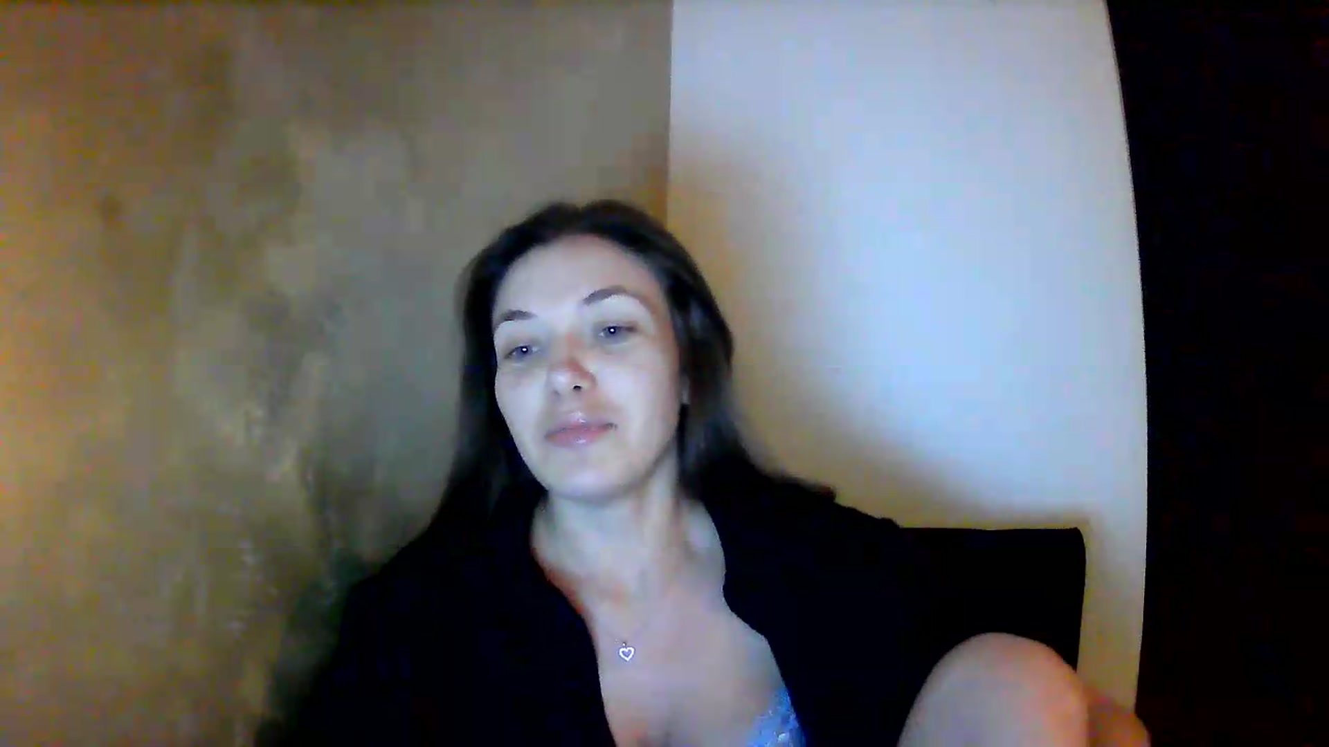 Gallery image thumbnail from GreenKittyy's myfreecams stream on, 07/09/2026, 01:12 image 13 of 20