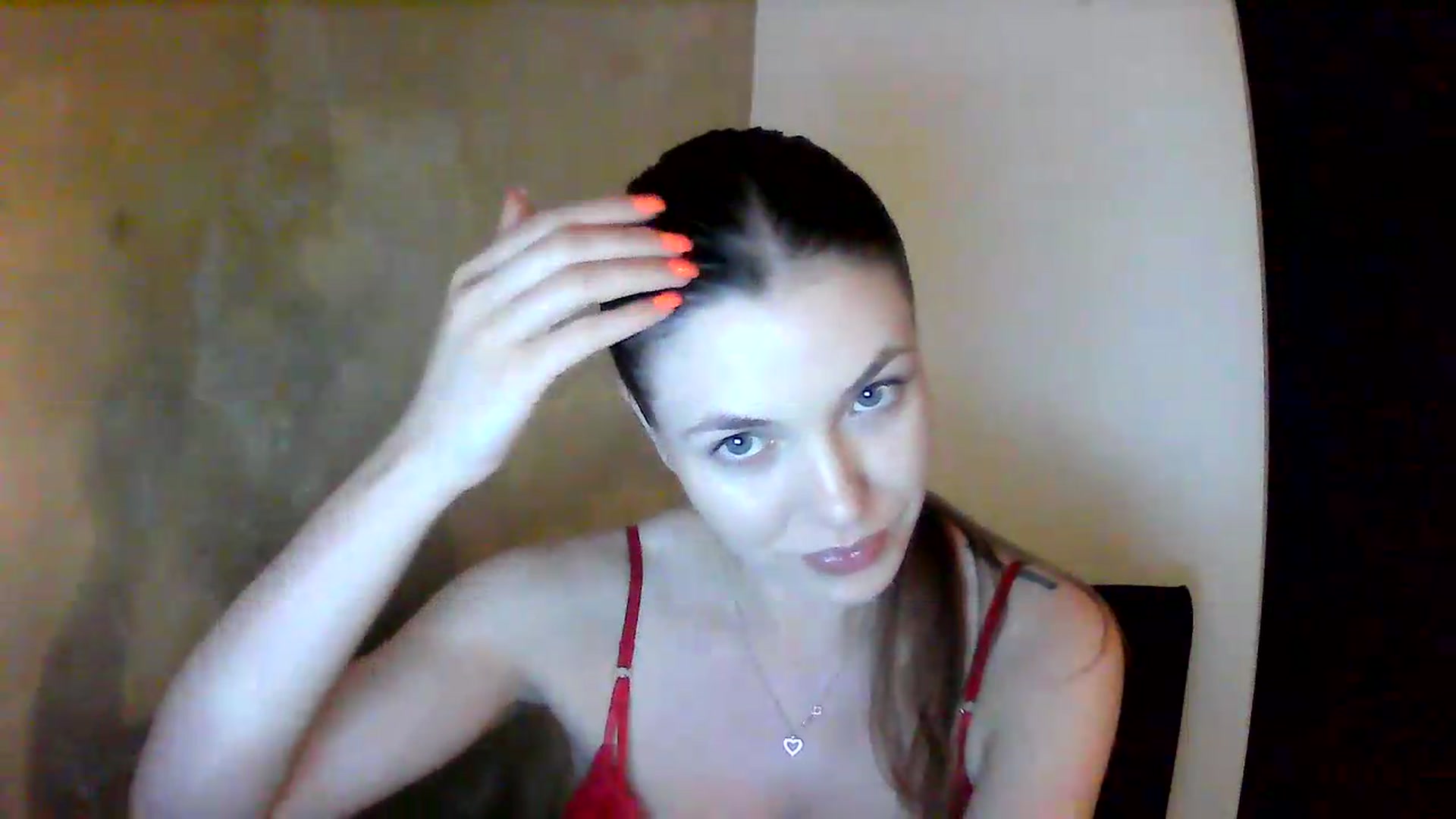 Gallery image thumbnail from GreenKittyy's myfreecams stream on, 07/11/2026, 02:01 image 5 of 20