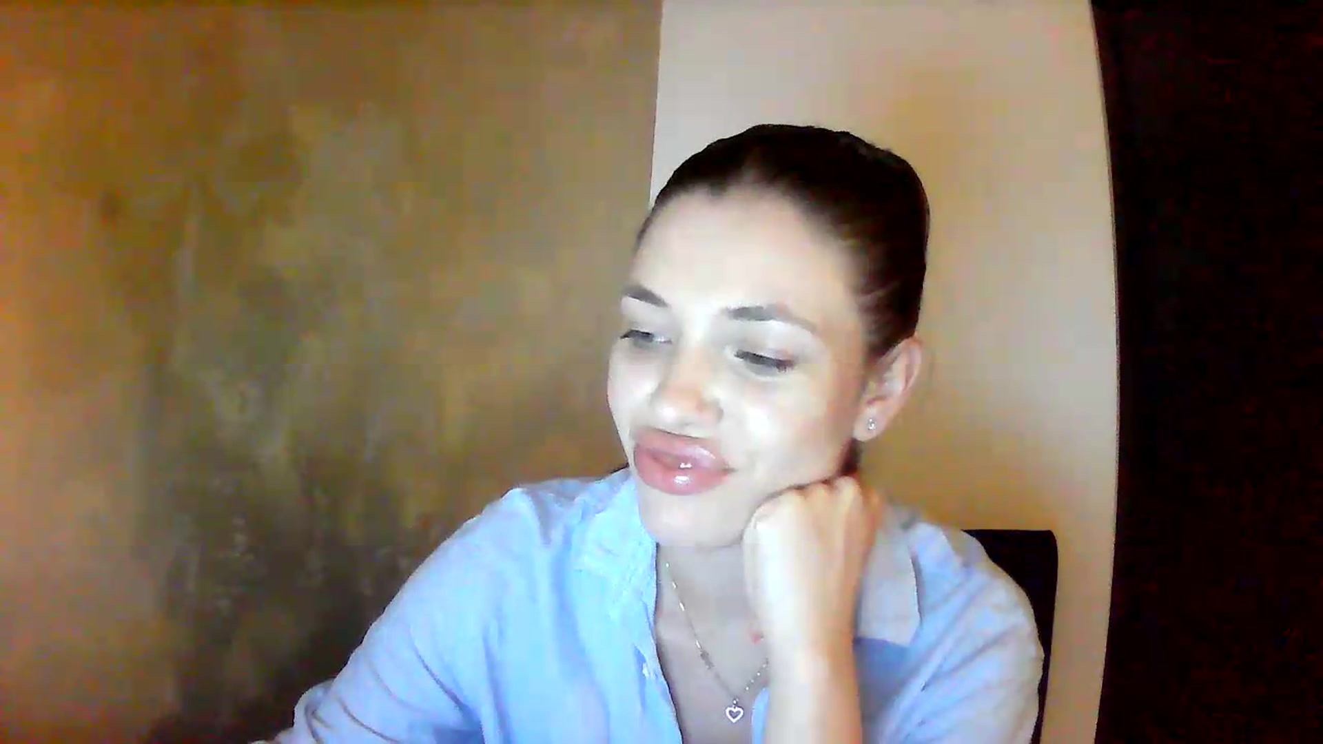 Gallery image thumbnail from GreenKittyy's myfreecams stream on, 07/12/2026, 01:13 image 14 of 20