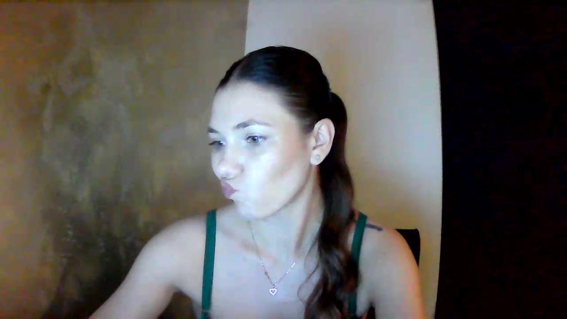 Gallery image thumbnail from GreenKittyy's myfreecams stream on, 07/16/2026, 23:10 image 6 of 20