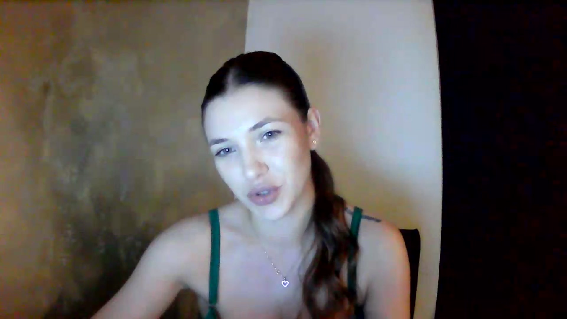 Gallery image thumbnail from GreenKittyy's myfreecams stream on, 07/16/2026, 23:10 image 15 of 20