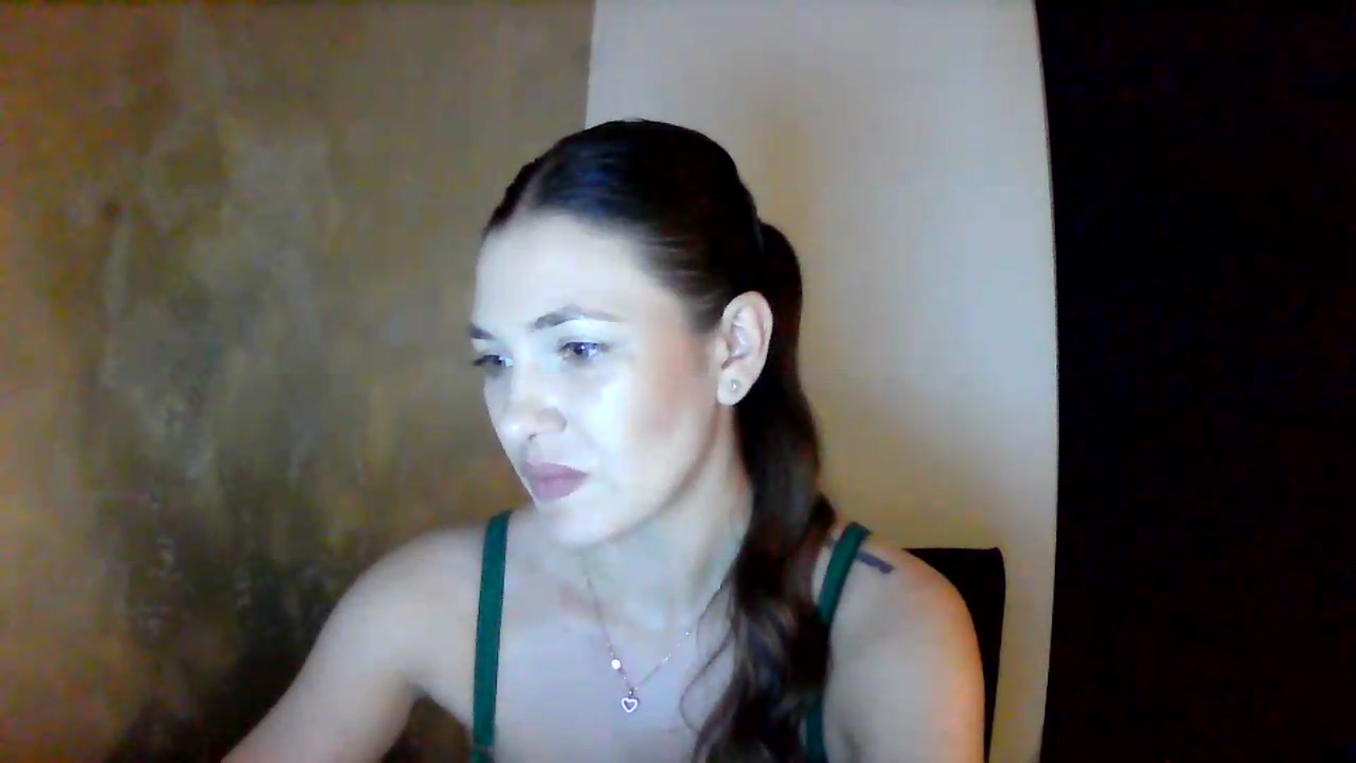 Gallery image thumbnail from GreenKittyy's myfreecams stream on, 07/16/2026, 23:10 image 9 of 20