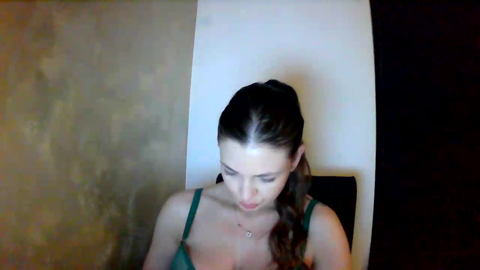 Gallery image thumbnail from GreenKittyy's myfreecams stream on, 07/17/2026, 02:33 image 11 of 20