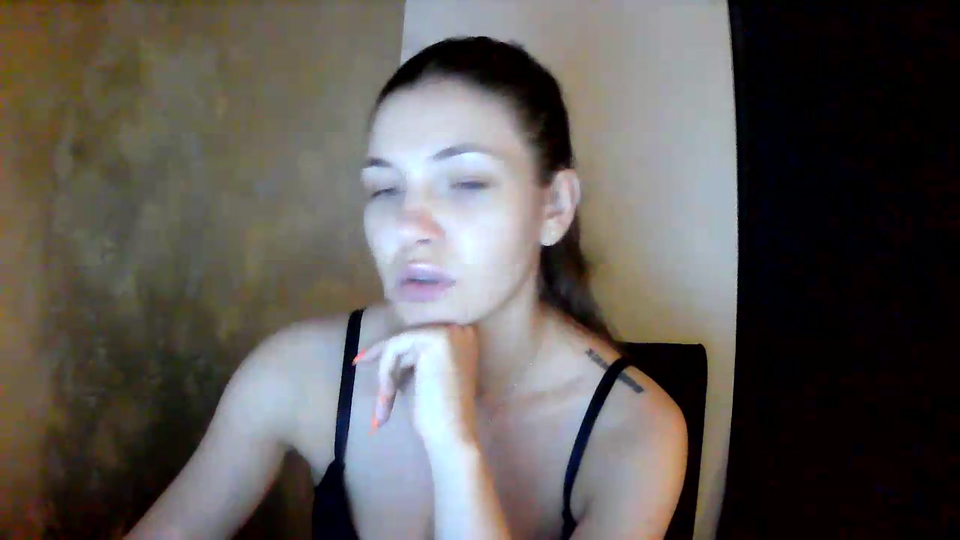 Gallery image thumbnail from GreenKittyy's myfreecams stream on, 07/20/2026, 02:35 image 4 of 20