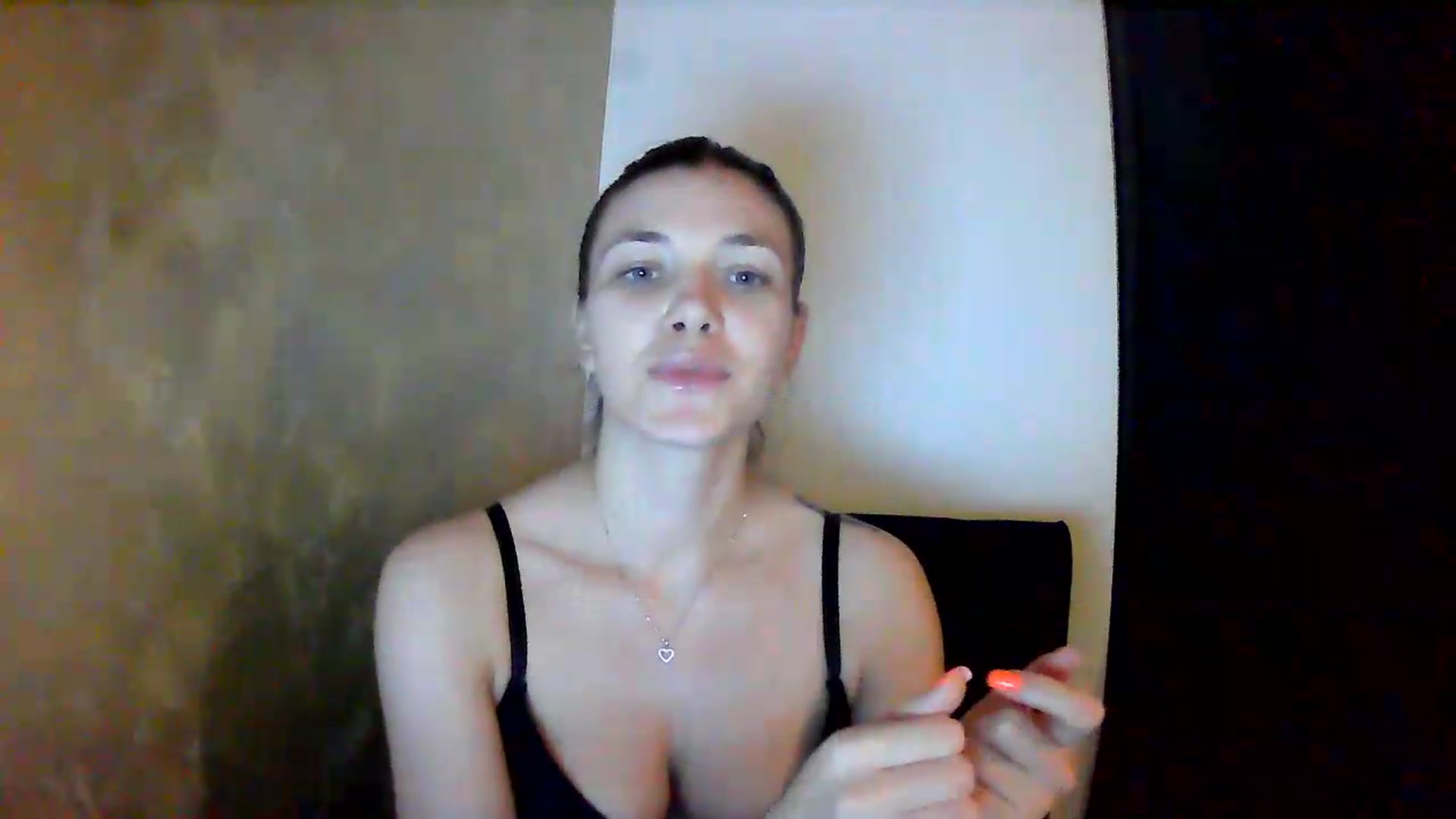 Gallery image thumbnail from GreenKittyy's myfreecams stream on, 07/20/2026, 02:35 image 11 of 20