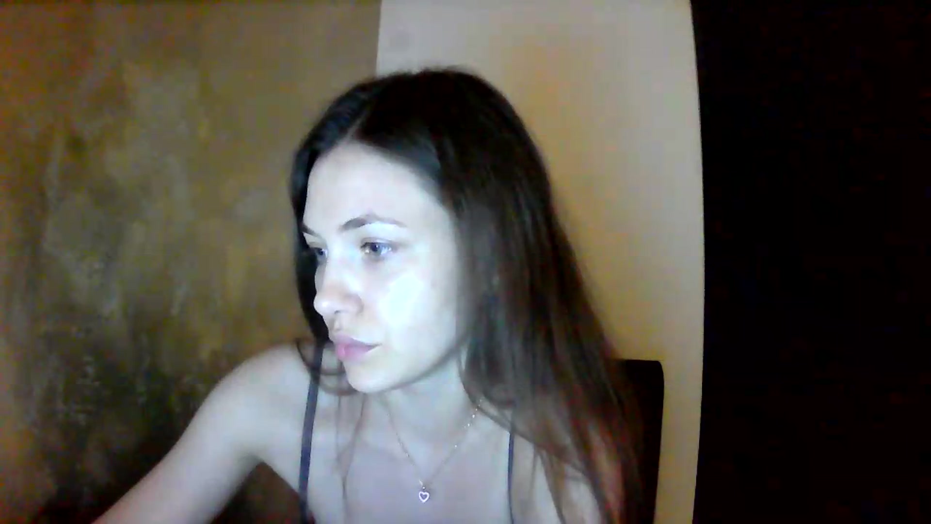 Gallery image thumbnail from GreenKittyy's myfreecams stream on, 07/21/2026, 02:45 image 17 of 20