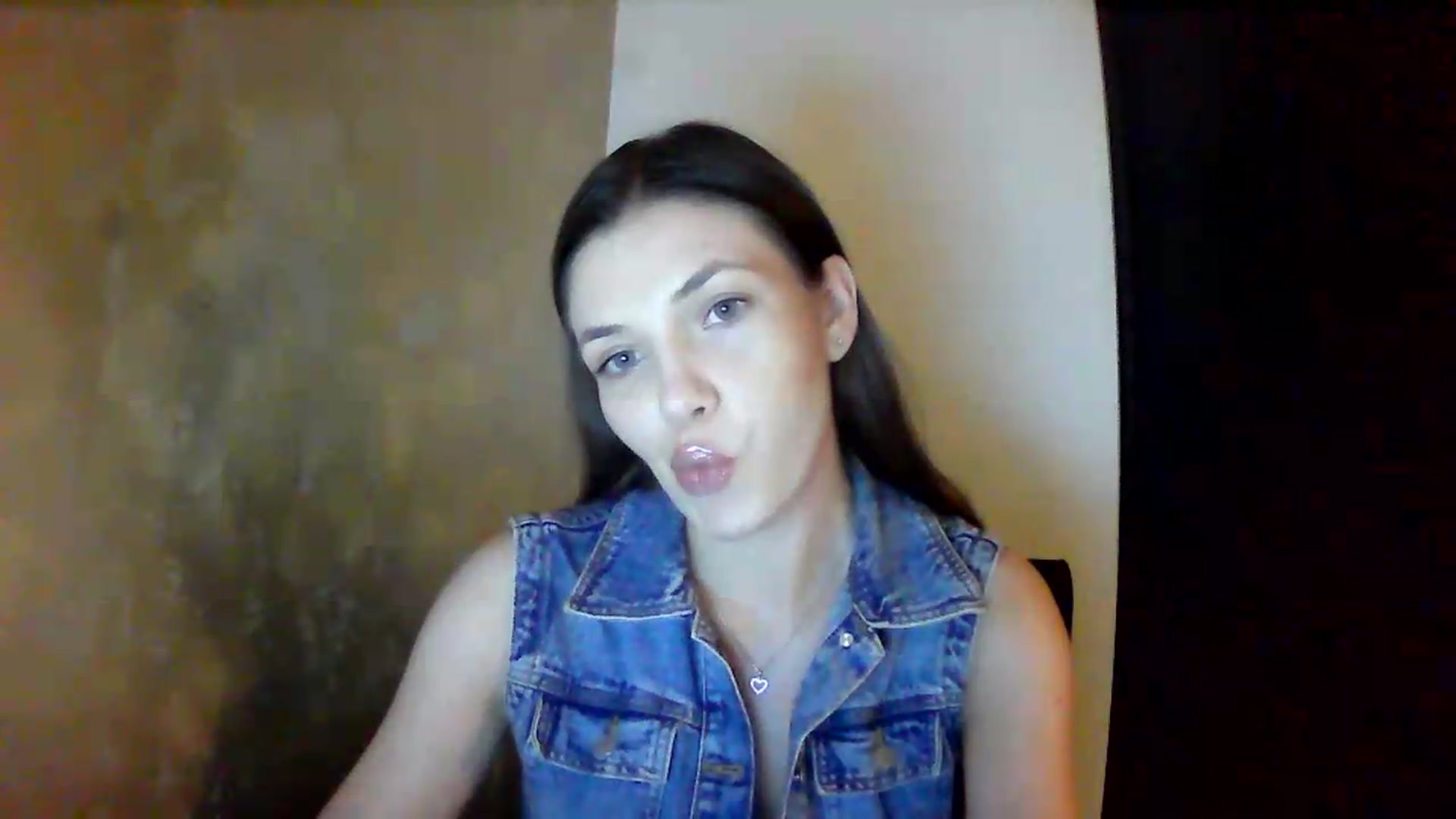 Gallery image thumbnail from GreenKittyy's myfreecams stream on, 07/22/2026, 02:51 image 3 of 20