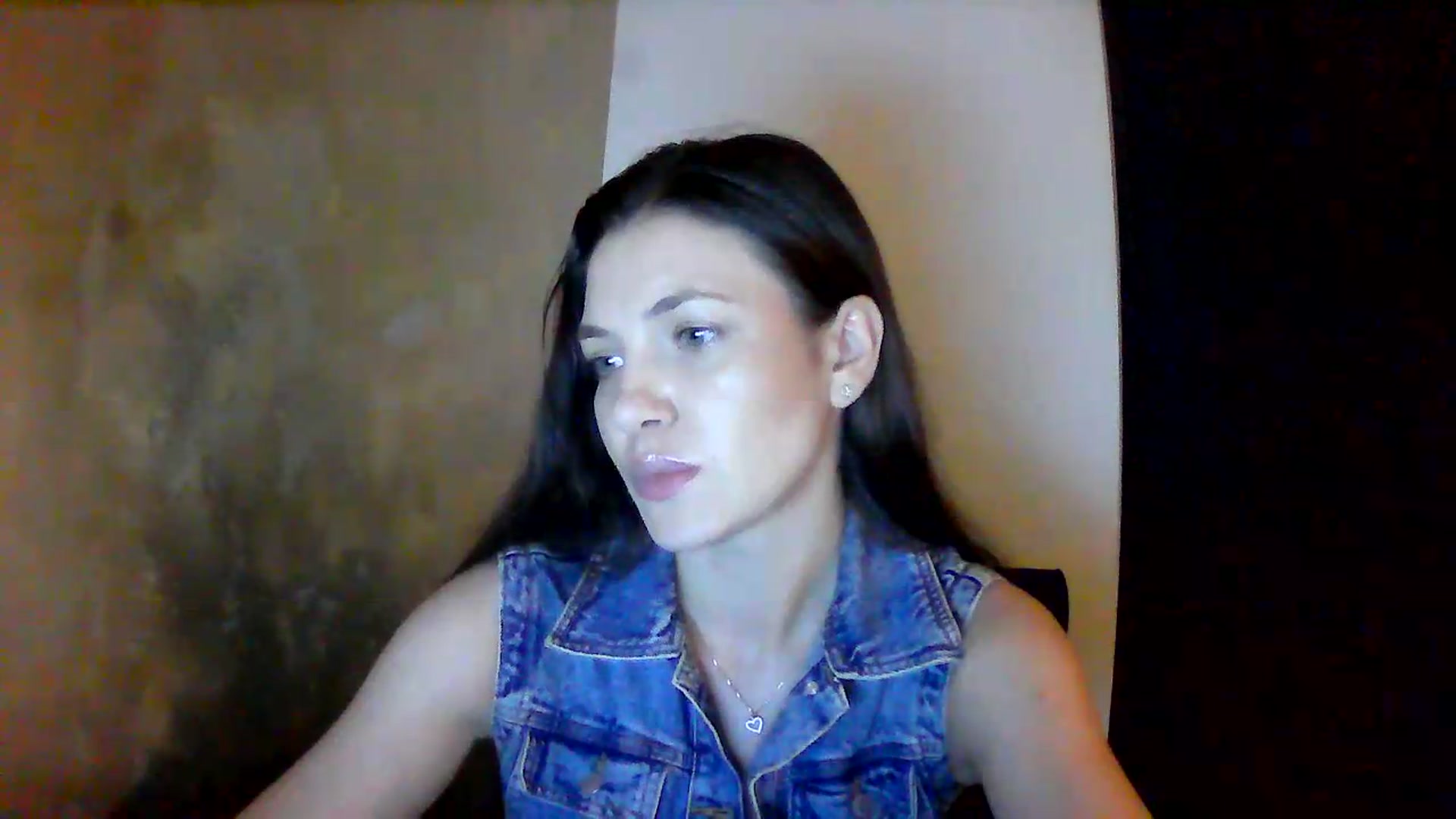 Gallery image thumbnail from GreenKittyy's myfreecams stream on, 07/22/2026, 02:51 image 18 of 20