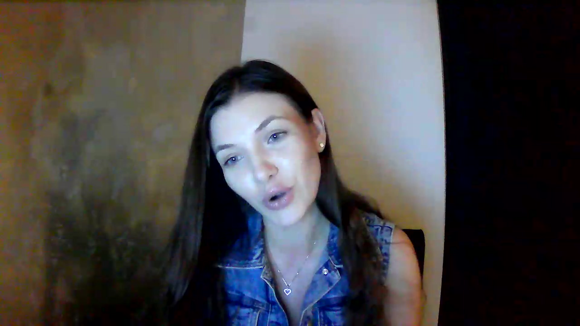 Gallery image thumbnail from GreenKittyy's myfreecams stream on, 07/22/2026, 02:51 image 15 of 20