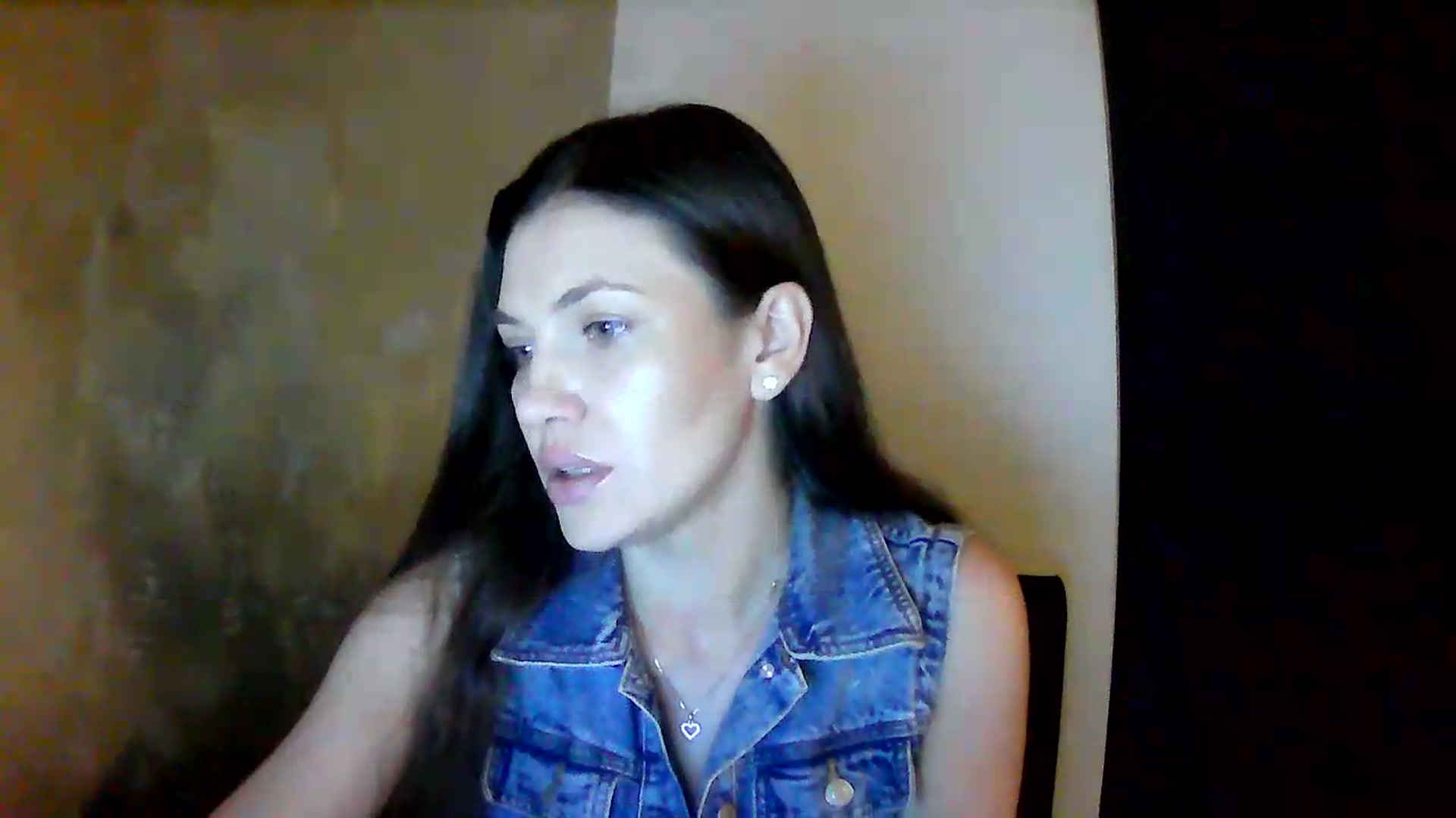 Gallery image thumbnail from GreenKittyy's myfreecams stream on, 07/22/2026, 02:51 image 14 of 20