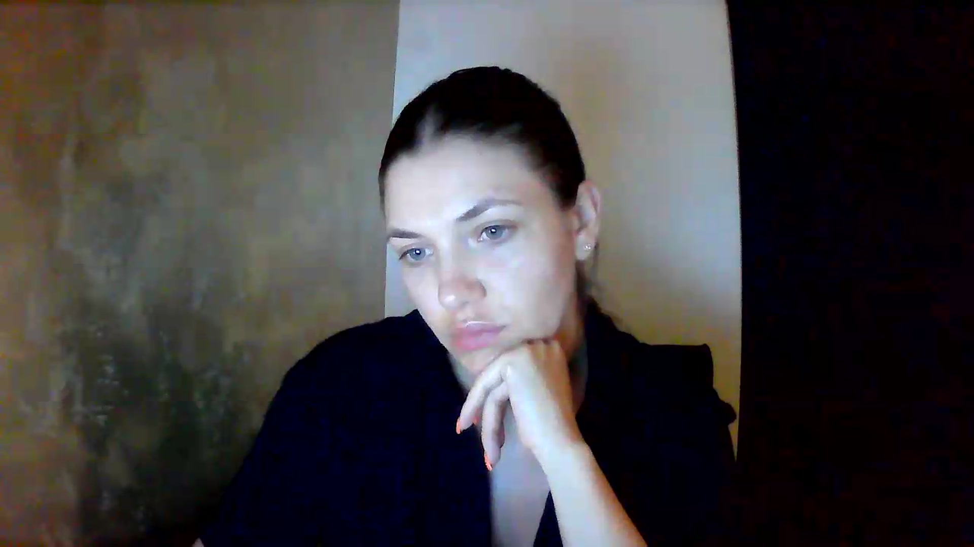 Gallery image thumbnail from GreenKittyy's myfreecams stream on, 08/04/2026, 24:03 image 14 of 20